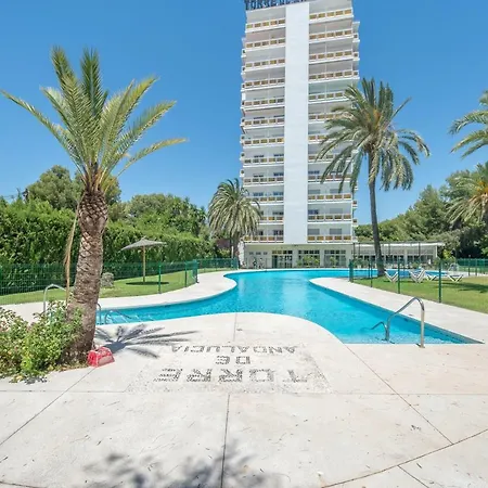 Torre De Andalucia Apartment Marbella